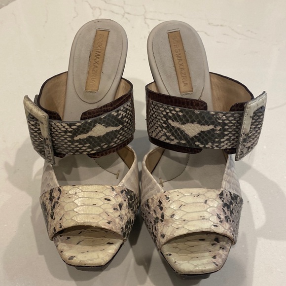 BCBGmaxazaria size 6.5 - Picture 1 of 4